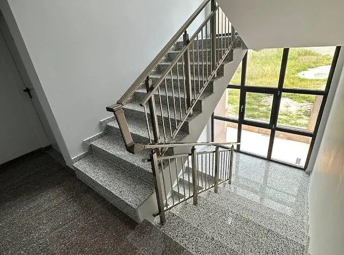 And * Поморие